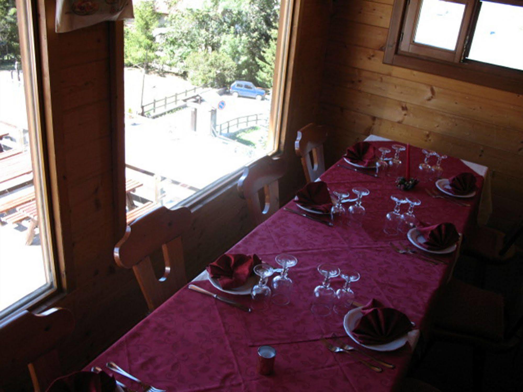 Restaurant Hotel Chalet Del Sole Саузе-д'Ульс Экстерьер фото