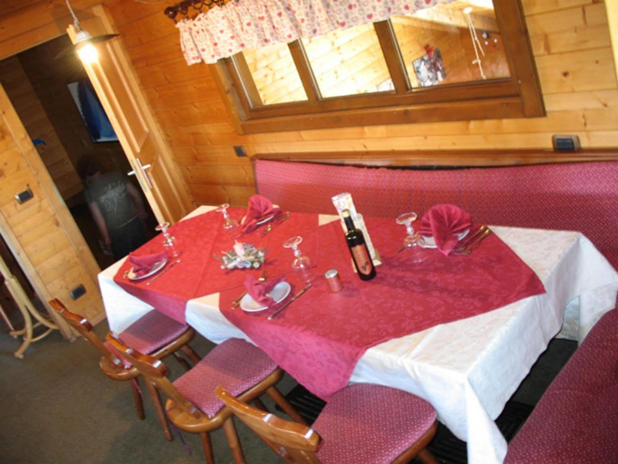 Restaurant Hotel Chalet Del Sole Саузе-д'Ульс Экстерьер фото